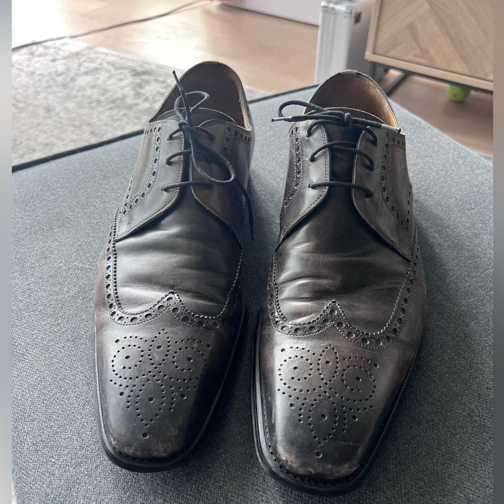 Magnani for Saks- Grey Leather Shoes- M 13